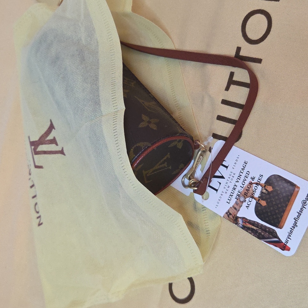 Louis Vuitton 1970's ULTRA RARE Mini Papillon wristlet-highly collectable piece - Picture 17 of 17